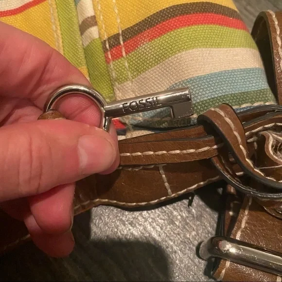 Fossil striped canvas leather crossbody satchel - Picture 3 of 11